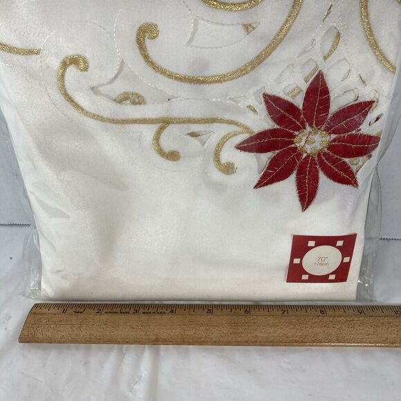 Lintex Poinsettia Scroll Collection Christmas Fabric Tablecloth 70” Round NOS - Picture 10 of 11